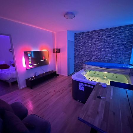 Privatespa Love Room Jacuzzi Privatif تولوز المظهر الخارجي الصورة